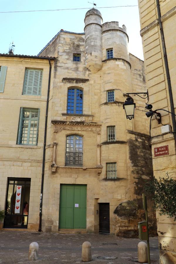 Uzes, Au Coeur Du Centre Medieval Le Logis Du Consul Un Bien D'Exception Du Xvieme Siecle Exterior foto